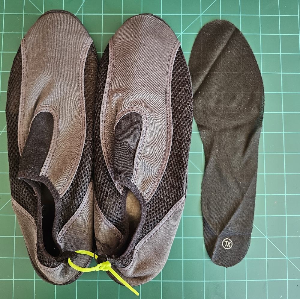 Mens Water Shoes Size XL - Picture 7 of 7